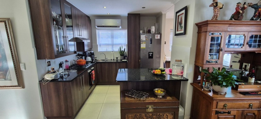 3 Bedroom Property for Sale in Sunningdale Western Cape